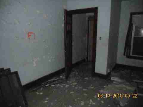 2549 Drexel (14)_m.jpg